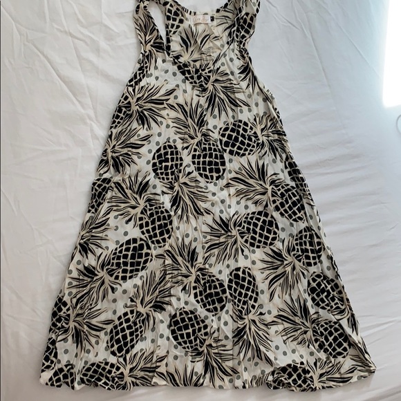 Ava Sky Dresses & Skirts - Ava Sky pineapple print dress, Size M